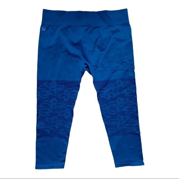 Fabletics size L/XL blue cropped pants EUC - Picture 1 of 4